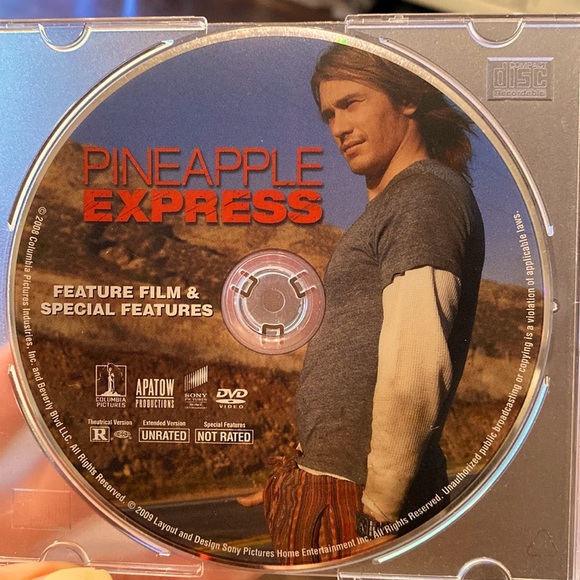 3 DVD movies - The Hangover (blu-ray), Pineapple Express, Hot Tub Time Machine - Picture 4 of 16